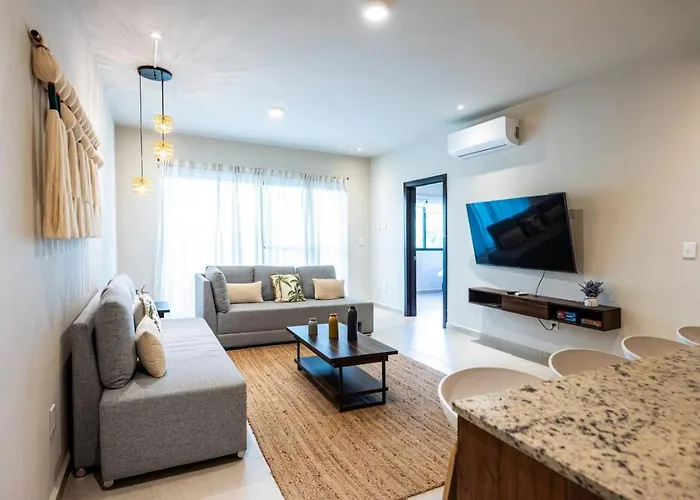 Spacious 3br W Private Balcony Amenities Playa del Carmen