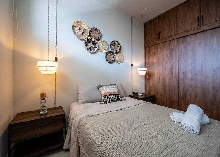 Apartment Spacious 3br W Private Balcony Amenities