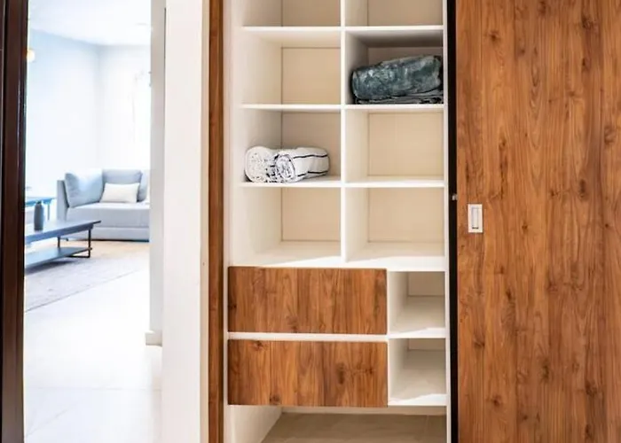 Spacious 3br W Private Balcony Amenities