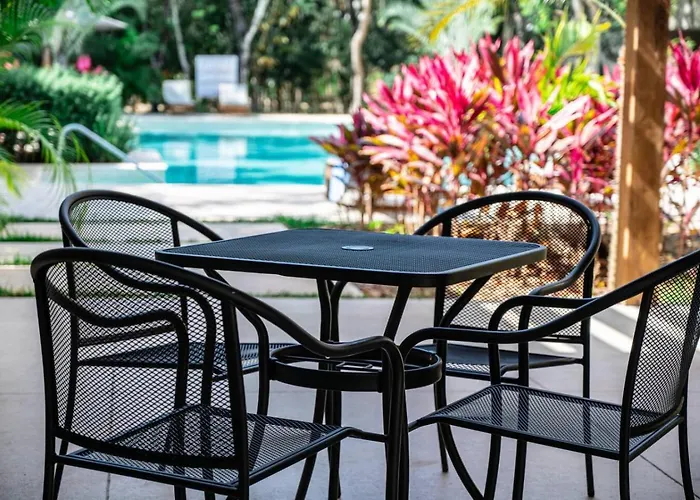 Spacious 3br W Private Balcony Amenities Apartment *
