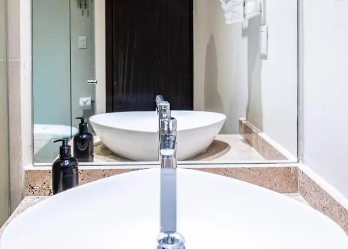 Spacious 3br W Private Balcony Amenities *